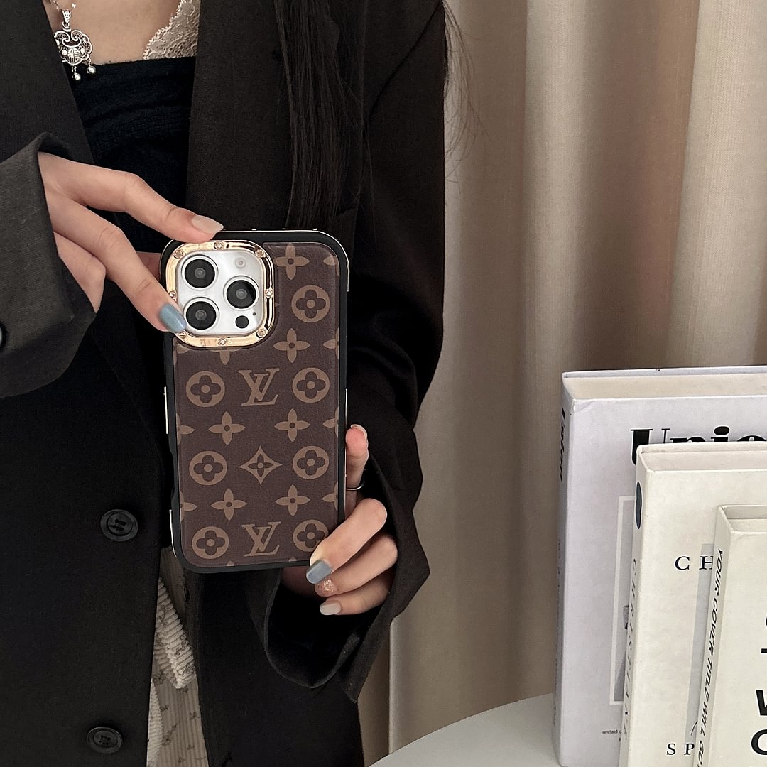 Classic Louis Vuitton Monogram Canvas and Leather Drop Protection Phone Case