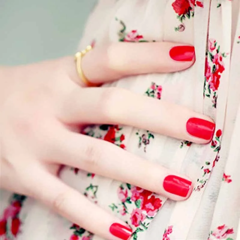 24pcs Wholesales Fake Nails For Women Light Color Solid Color Short Nail Tips Fingernail DIY Nail Art False Nails with Glue-Nail Inspo