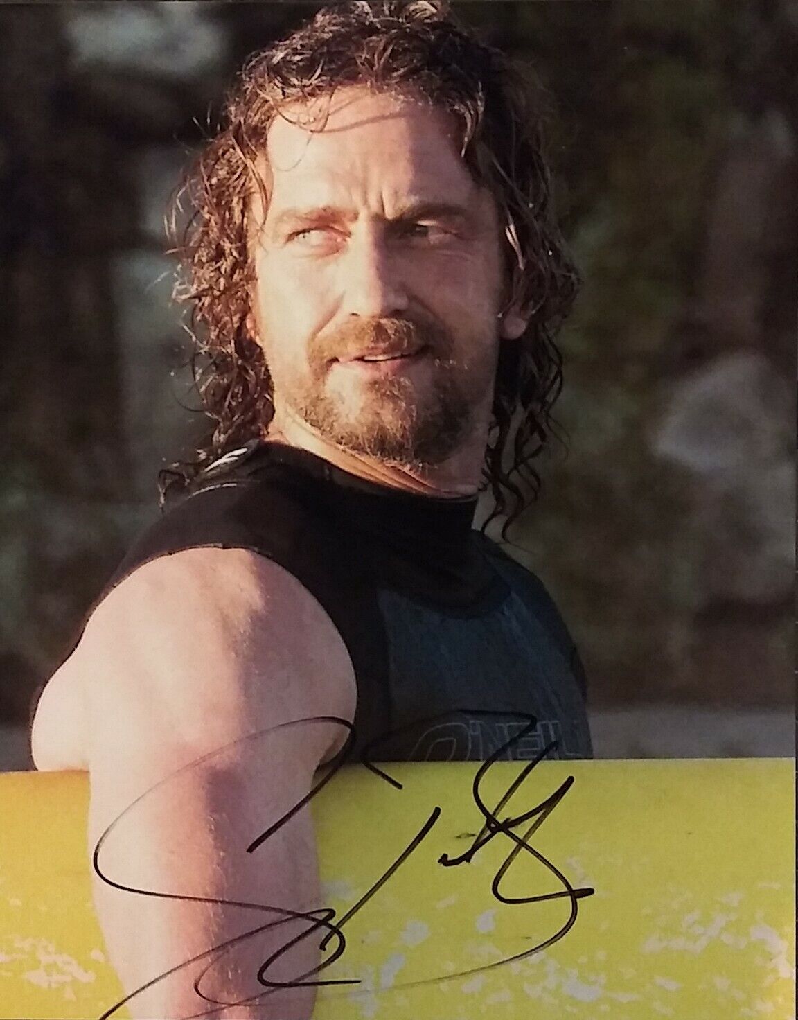 Gerard Butler signed 8 x 10