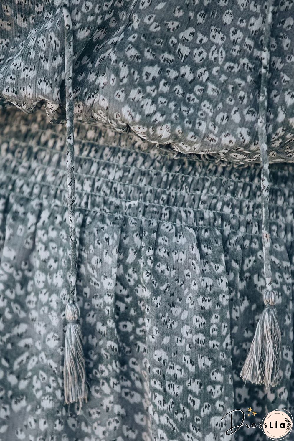 Feminine Floral Dress with V-Neck