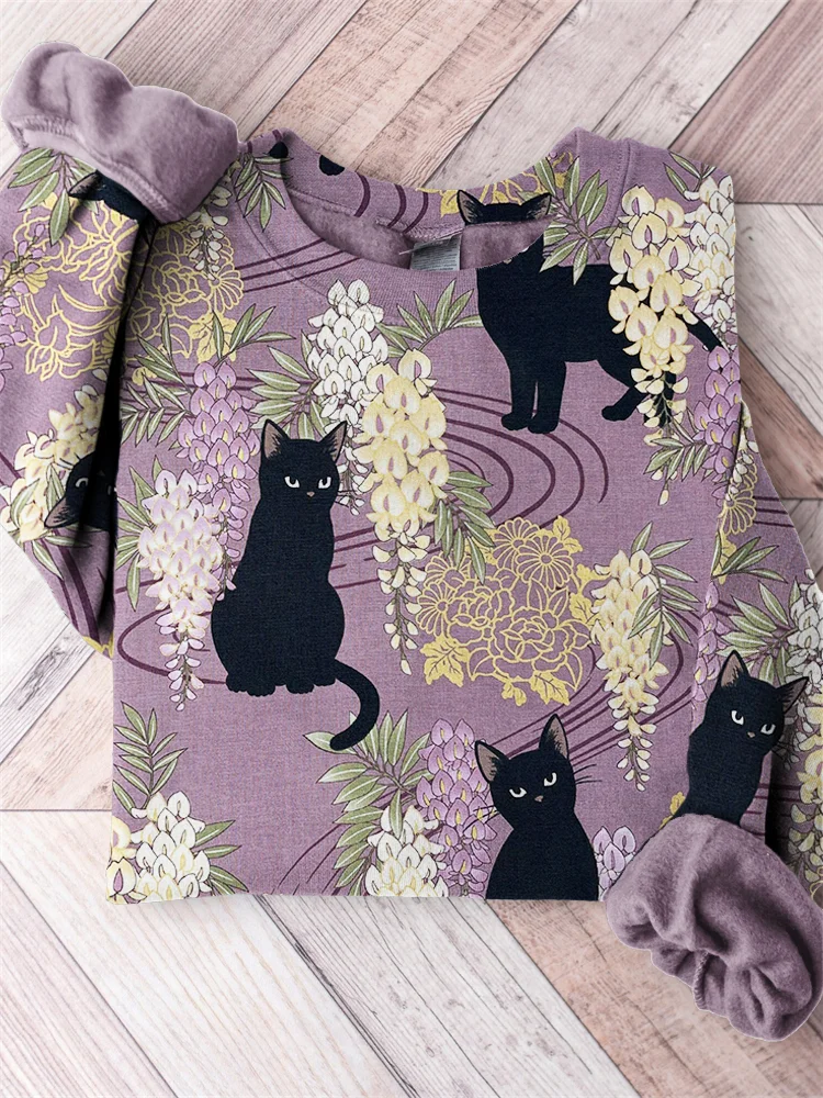 Black Cats Japanese Floral Pattern Comfy Sweatshirt