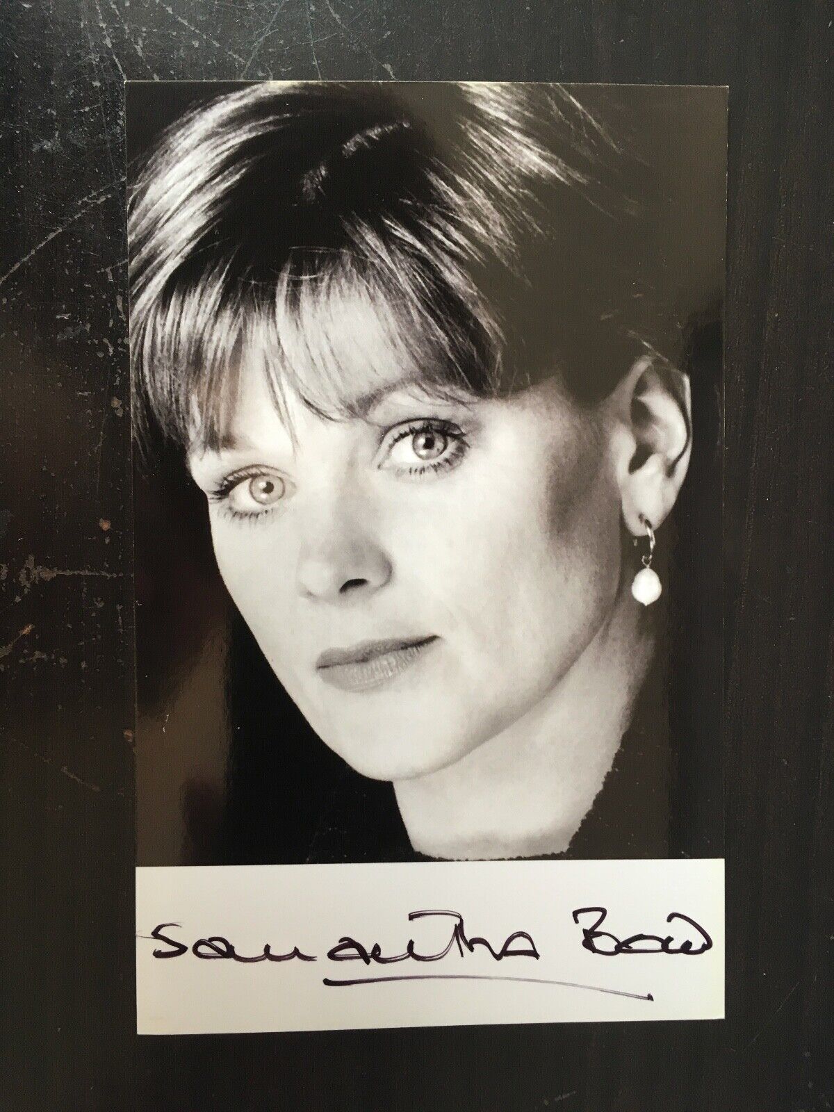 SAMANTHA BOND - JAMES BOND FILM ACTRESS - SUPERB SIGNED Photo Poster painting