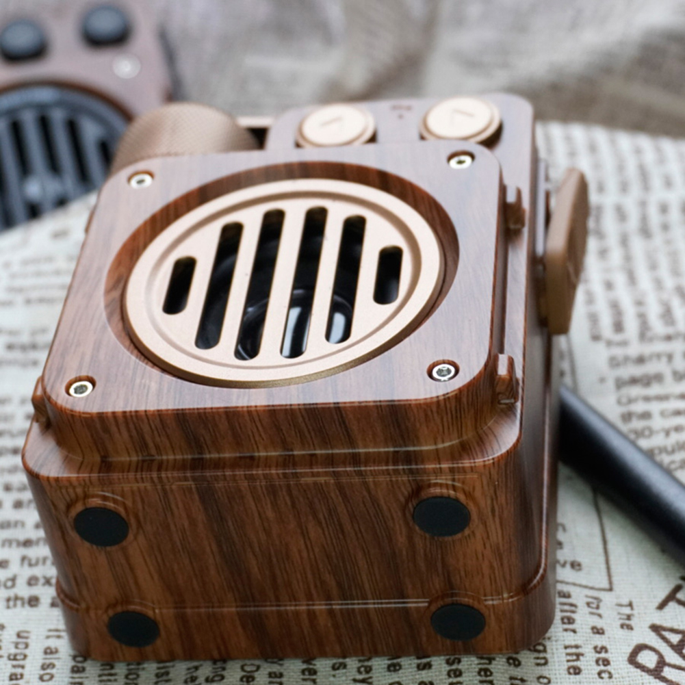 

Retro FM Radio Portable Radio Receiver Bass Speaker Support USB/TF Card/AUX Play, 501 Original