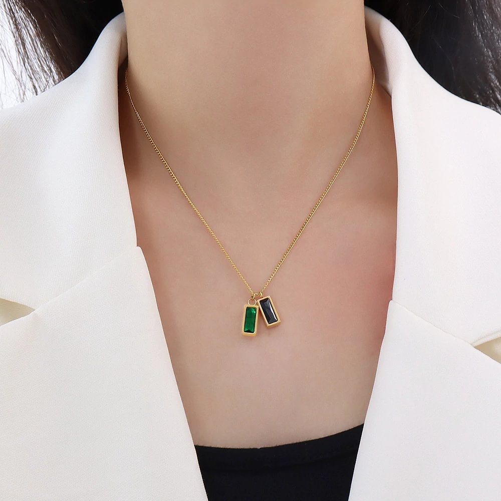 Shecustoms™ Artificial Emerald Necklace