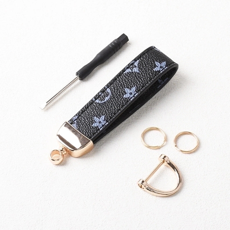 5 Pieces Classic Trendy Old Flower Leather Car Key Chain High Quality Car Key Chain Anti-lost Accessories Pendant Factory Direct Sales