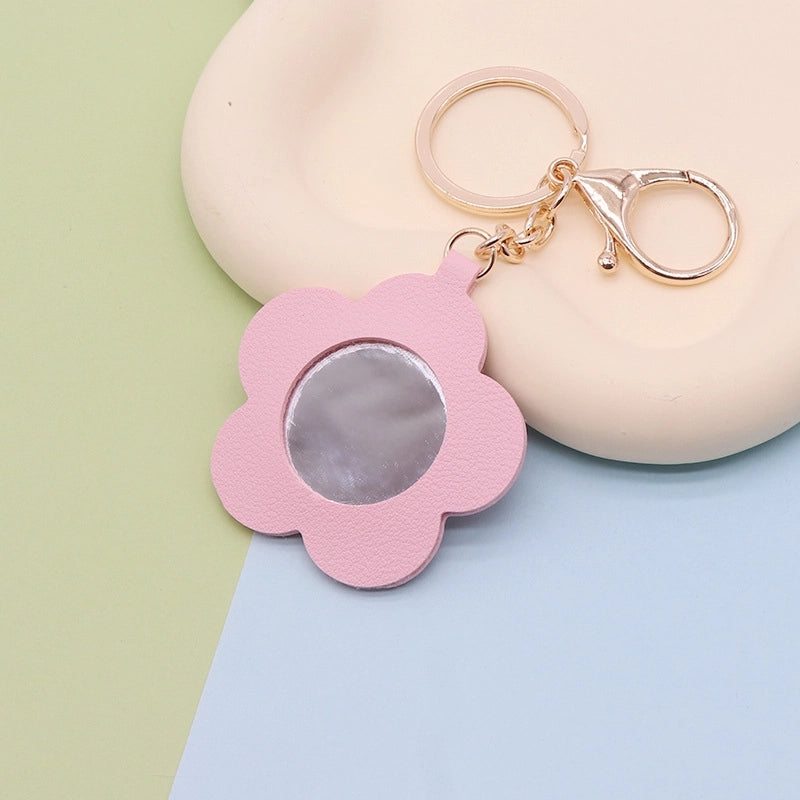 Minimalist Flower Pu Leather Women’s Keychain