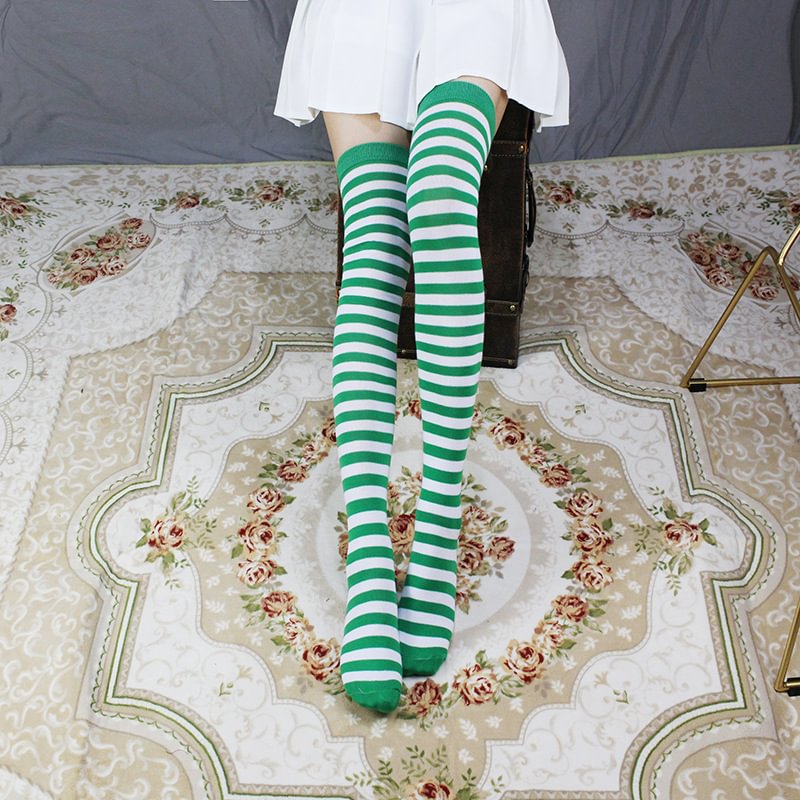Horizontal stripes striped thigh high knit socks