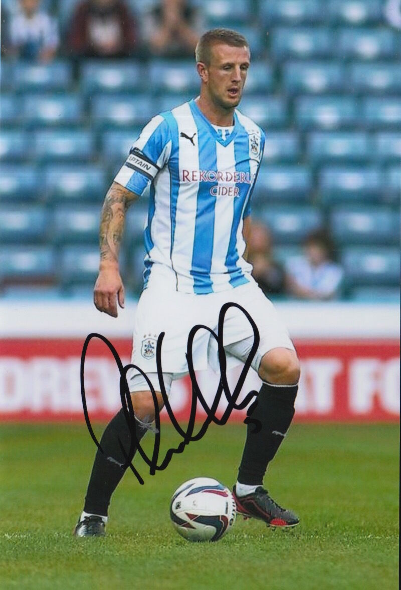 HUDDERSFIELD TOWN HAND SIGNED PETER CLARKE 6X4 Photo Poster painting 1.