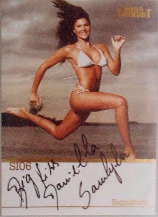 2006 DANIELLA SARAHYBA * SUPER SEXY * HAND SIGNED - BIG KISS ! TRADING /CARD