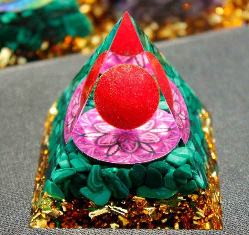 

Orgone Pyramid Chakra - Malachite, 501 Original
