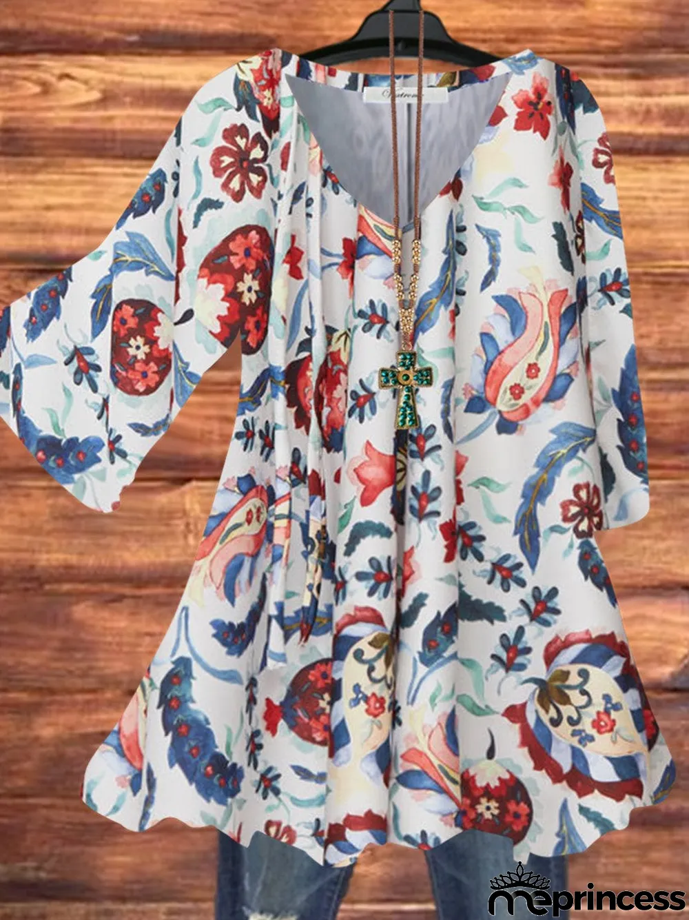 Women 3/4 Sleeve V-neck Floral Printed Graphic Top