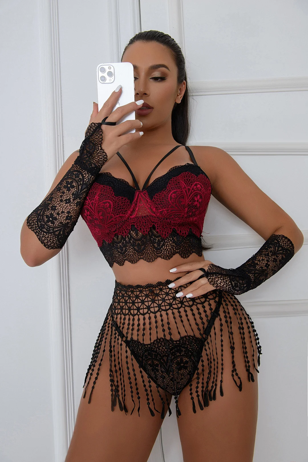 Ellolace Tassels Sensual Lingerie Sexy Padded Women's Underwear 4-Piece Thongs Garters Intimate Burgundy Exotic Lace Bra Set