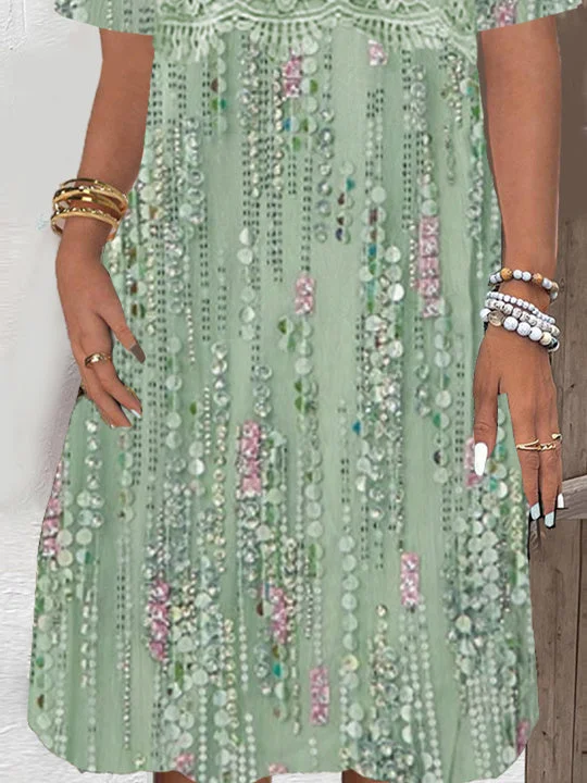 Women Half Sleeve V-neck Solid Color Dress