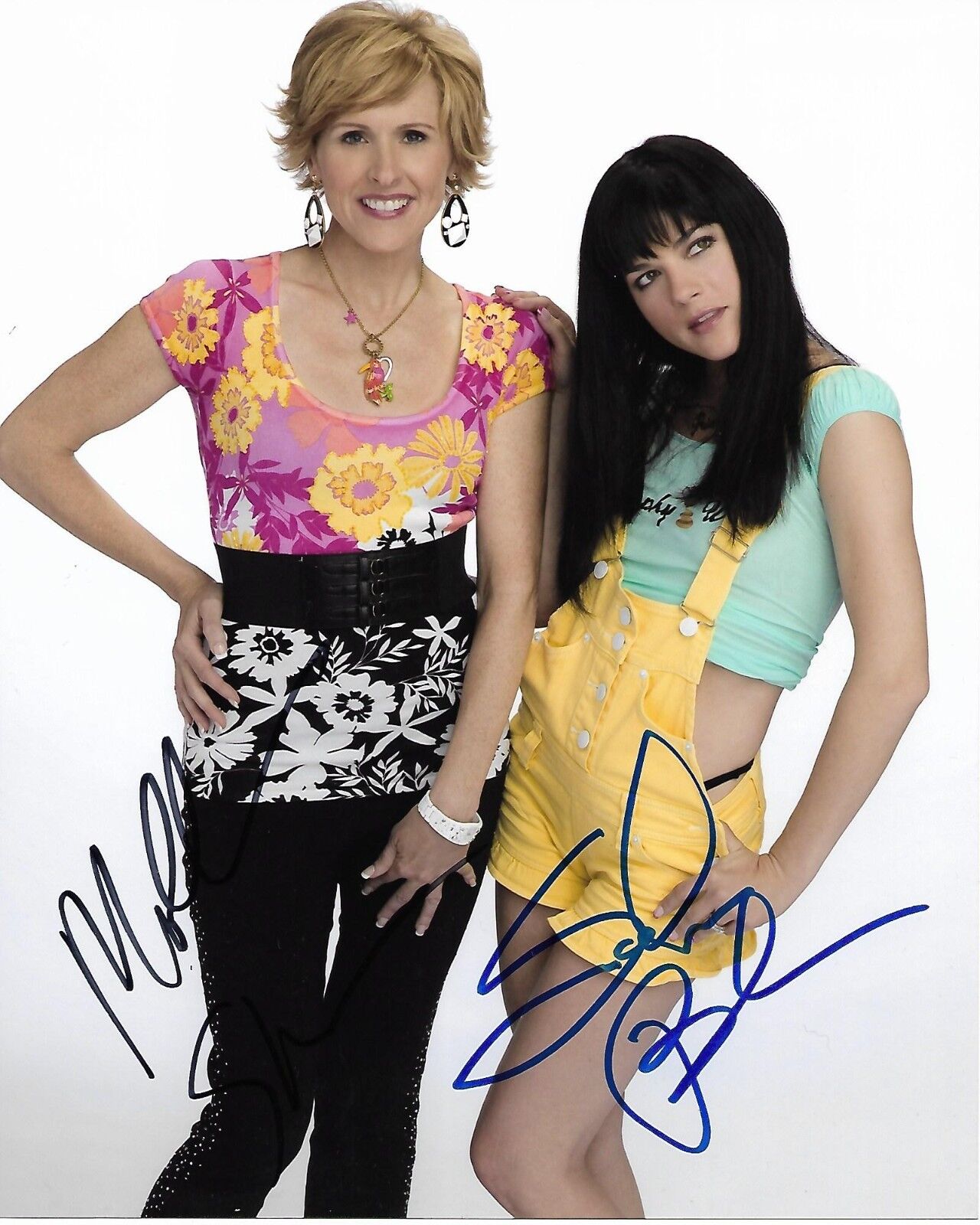 KATH & KIM AUTOGRAPHED Photo Poster painting SIGNED 8X10 #1 MOLLY SHANNON SELMA BLAIR