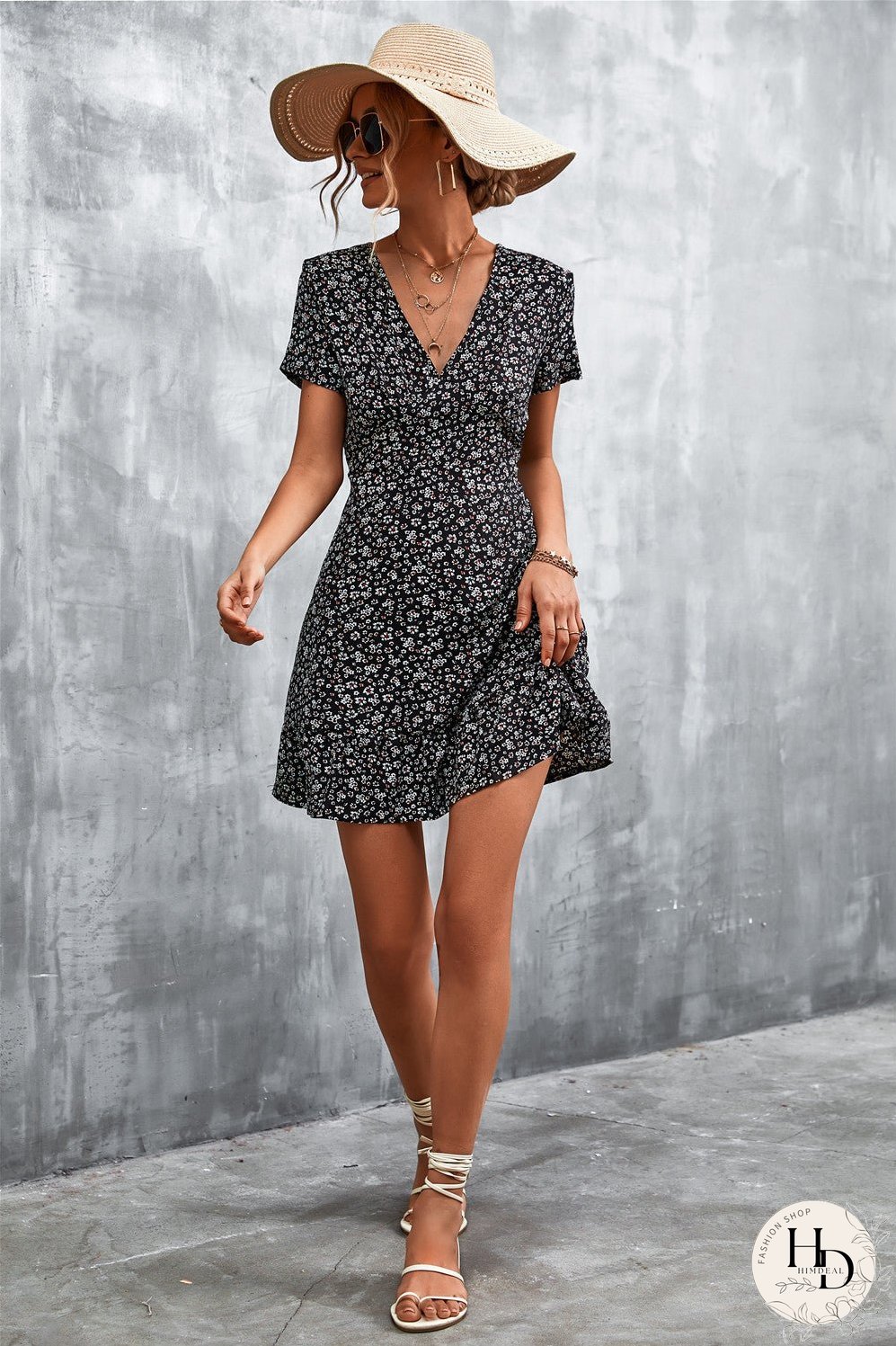 Ditsy Floral V-Neck Short Sleeve Dress