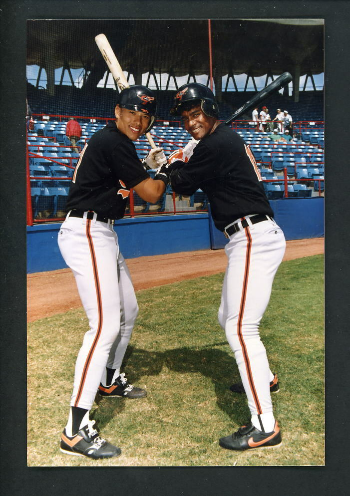 David Segui & Luis Mercedes 1992 Press Original 4 x 6 Photo Poster painting Baltimore Orioles