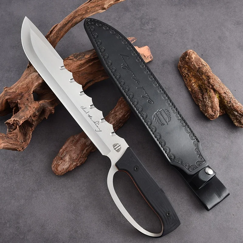 Integrated hand knife for outdoor survival, camping, and tactical use.