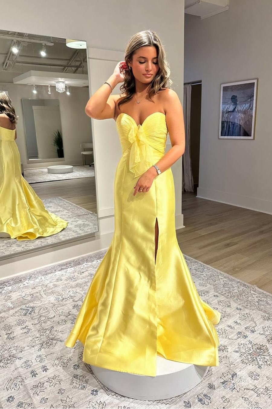 Lvs&Broner Strapless Sleeveless Long Mermaid Split Prom Dress With Tulle