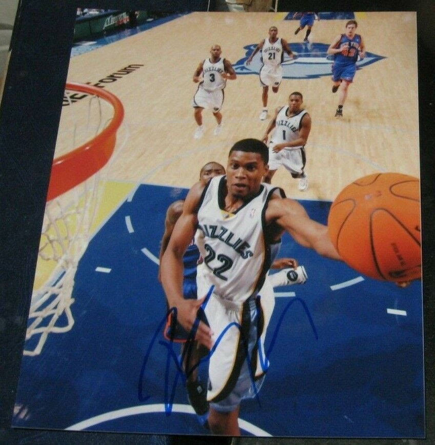 Rudy Gay Memphis Grizzlies SIGNED AUTOGRAPHED 8x10 Photo Poster painting COA Basketball UCONN