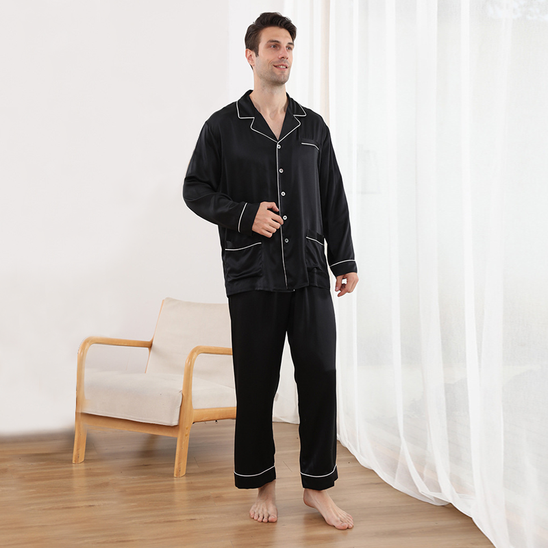 Pyjama en soie homme classique noir et bleu  2