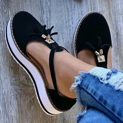 Summer Women Flat Tassel Sandals Fashion Round Toe Platform Heel Sandals Casual Buckle Strap Solid Cover Heel Sandals Ladies New