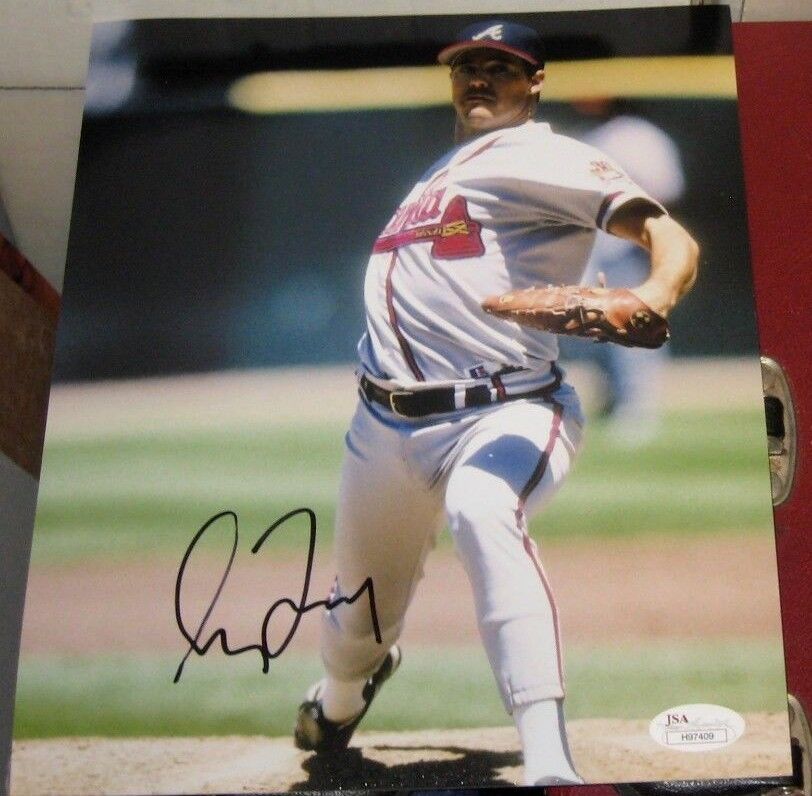 GREG MADDUX ATLANTA BRAVES SIGNED AUTOGRAPHED 8X10 Photo Poster painting JSA/COA BASEBALL MLB