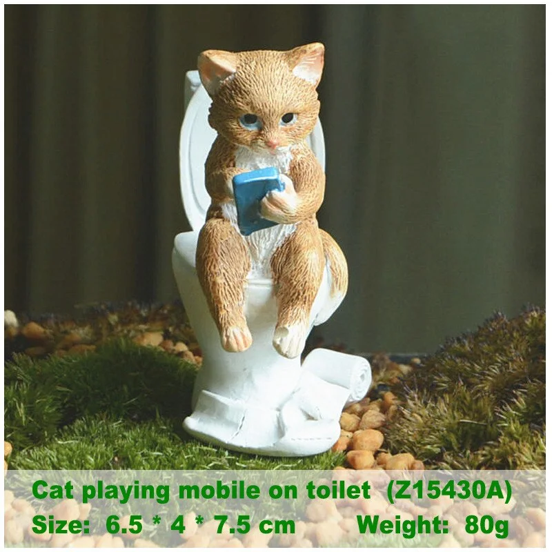 Everyday Collection Miniature Animal Figurines Mouse Pig Bunny Frog on Toilet Desktop Decoration Funny Gifts