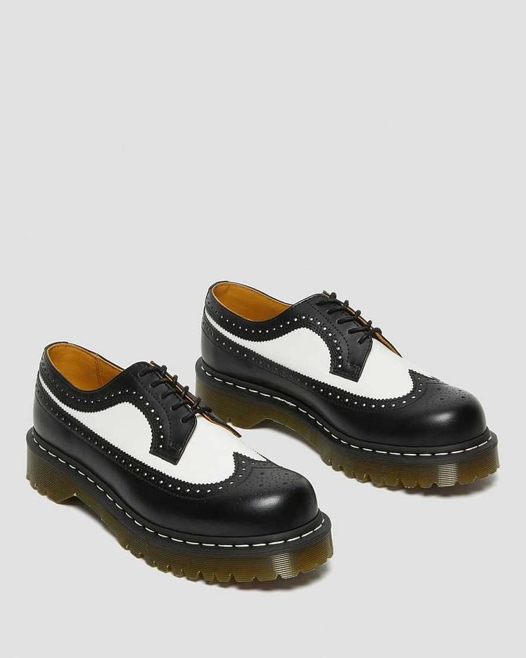 SMOOTH LEATHER BROGUE SHOES
