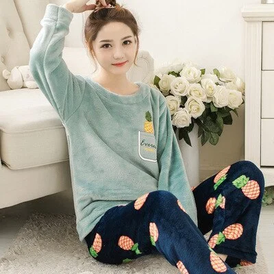 Winter Women Pajama Flannel Long-sleeved Thickening Plus Velvet Coral Fleece Ladies Winter Pajamas Home Service Suit 2020