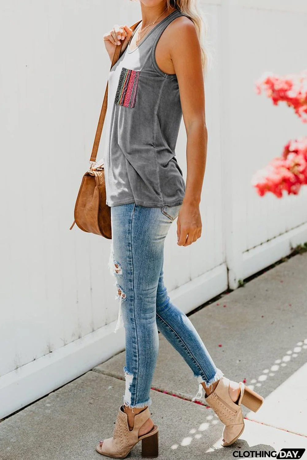 Casual Women Tank Top with Multicolor Pocket