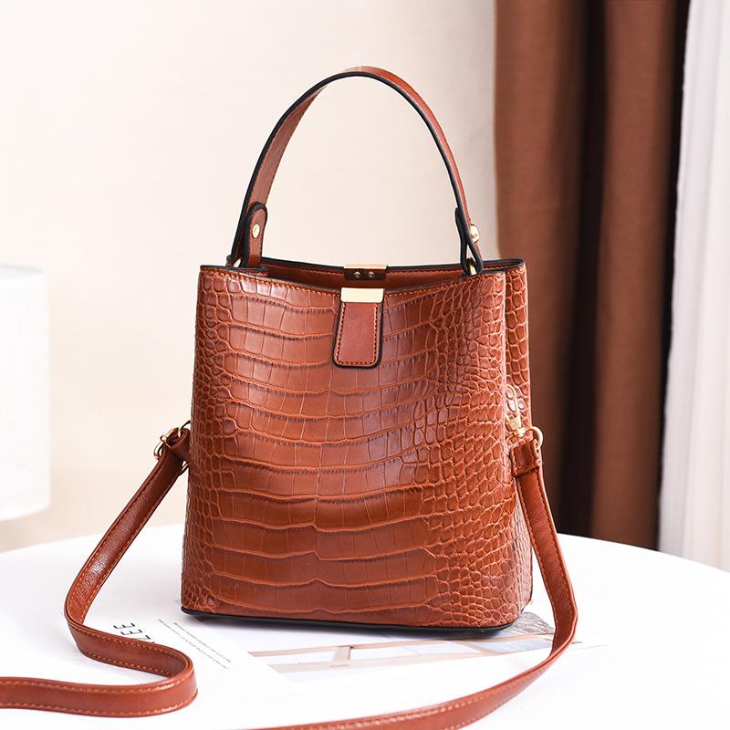 2021 new ladies one-shoulder messenger bucket bag