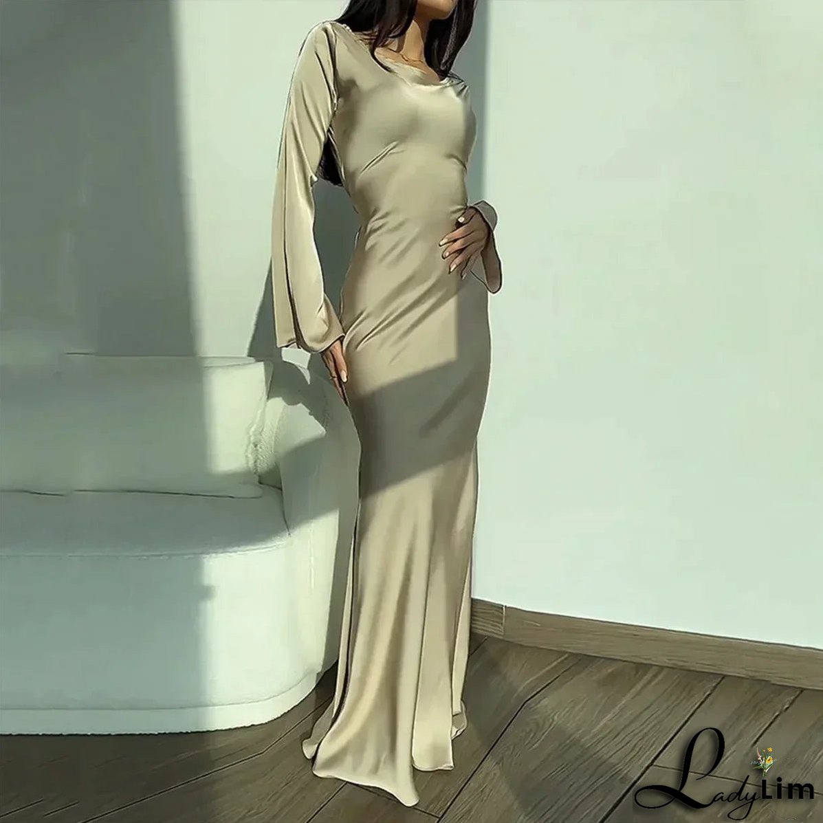 Trendy and Elegant winter Dress