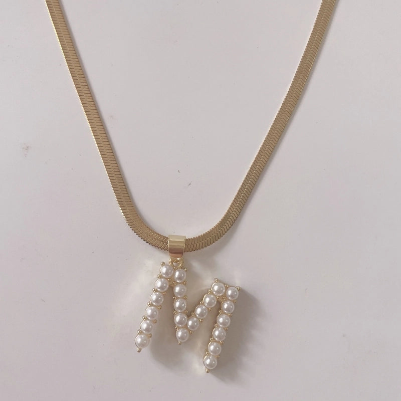 Elegant Luxurious Classic Style Letter Copper 14k Gold Plated Artificial Pearls Pendant Necklace In Bulk