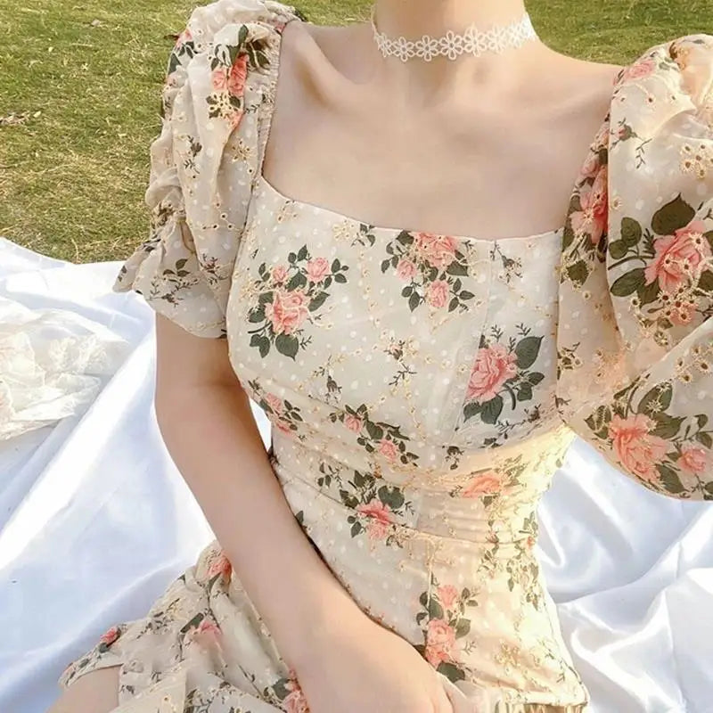 Aiertu 2024 Summer Floral Vintage Dress Women Casual Holiday Split Designer Midi Dress Korean Fashion Slim Party Princess Chiffon Dress Aiertu