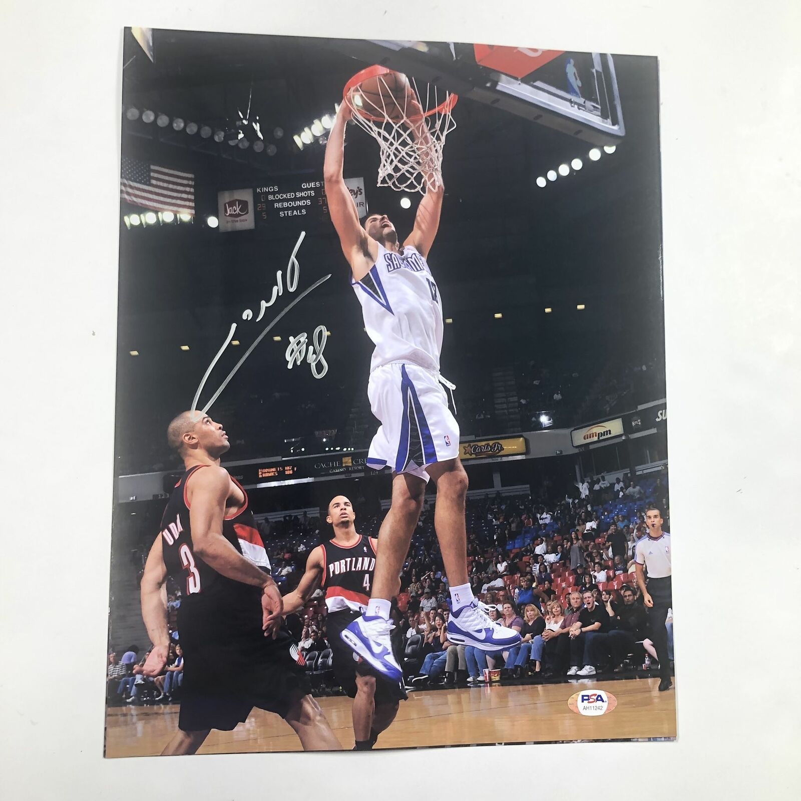 Omri Casspi signed 11x14 Photo Poster painting PSA/DNA Sacramento Kings Autographed