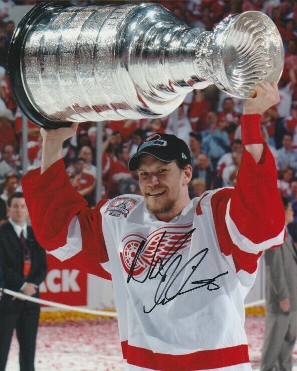 NICKLAS LIDSTROM SIGNED DETROIT RED WINGS STANLEY CUP 8x10 Photo Poster painting #2 NICK HHOF