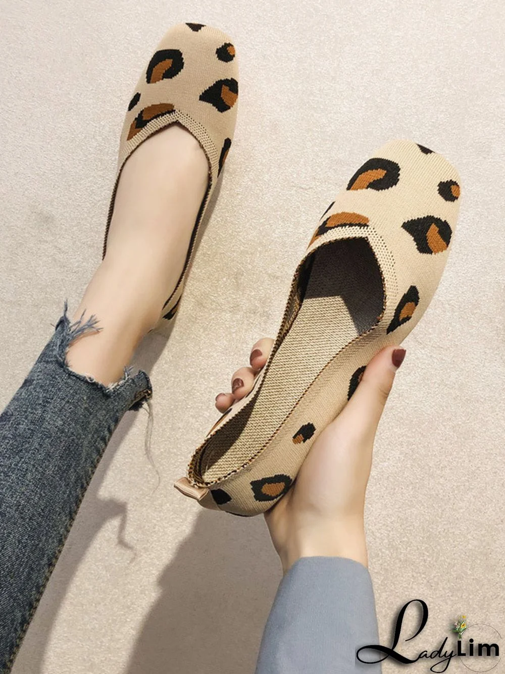 Breathable Contrast Color Leopard Flat Shoes