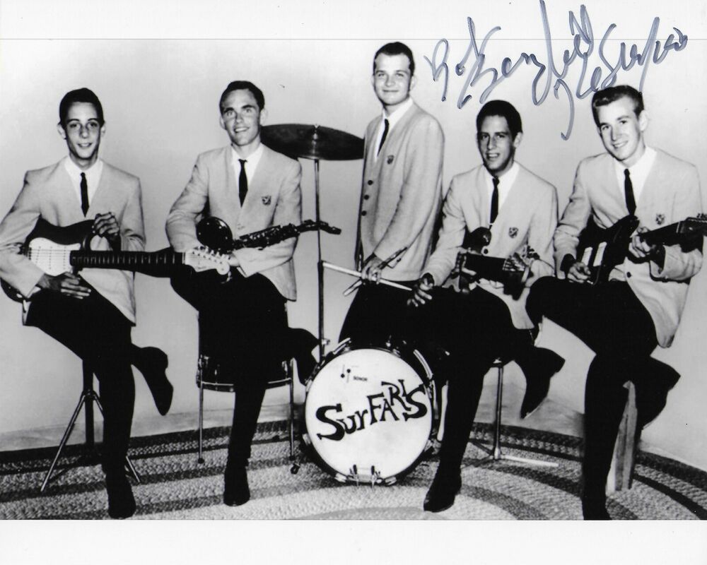 Bob Berryhill The Surfaris 8X10 #4 Autographed 8X10 Photo Poster painting