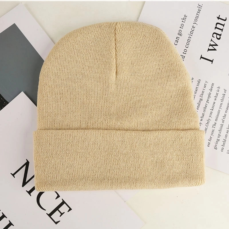 Unisex Minimalist Solid Color Eaveless Wool Cap