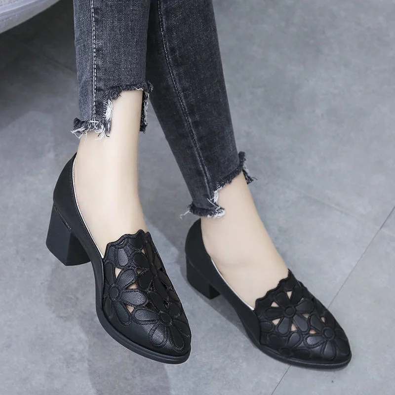 Wongn Wongn Shoes Women's Soft Leather 2023 New Hollow Out Breathable Embroidery Four Seasons Women's Mother Shoes Thick Heel Soft Sole Work Shoes