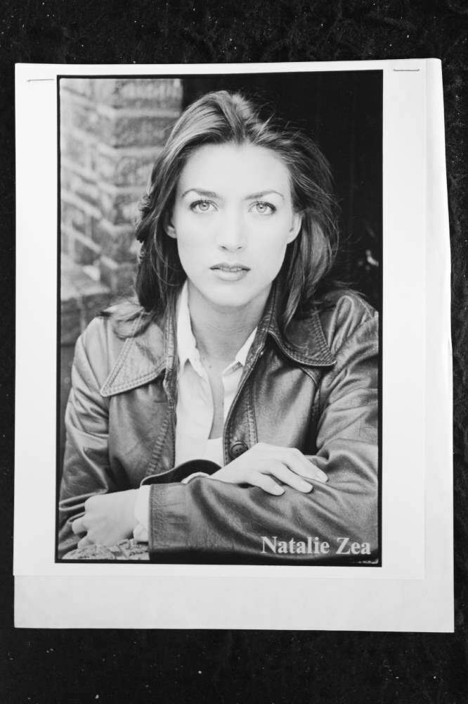 Natalie Zea - 8x10 Headshot Photo Poster painting w/ Resume - The Shield