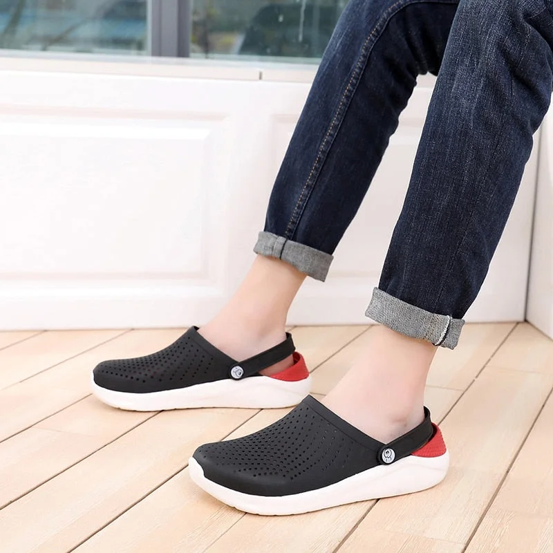 2022 New Arrival Beach Sandals Clogs Summer casual Shoes Unisex Summer Men Flats Hole Shoes Mans Swimming Slipper sandalias