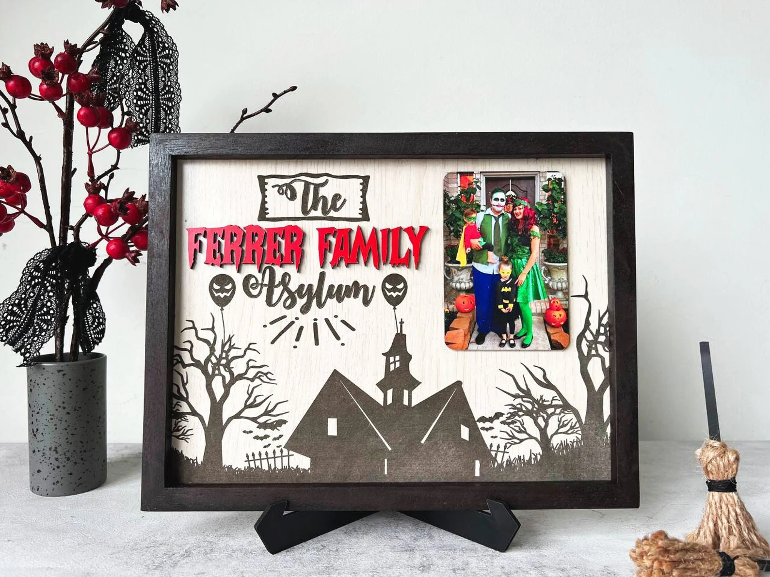 Loveyoufancy Loveyoufancy Personalized Halloween Family Sign