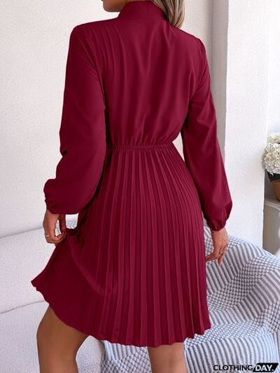 Tie Neck Balloon Sleeve Pleated Dress