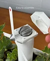 Automatic watering needle, rotating windmill-style plant water dispenser