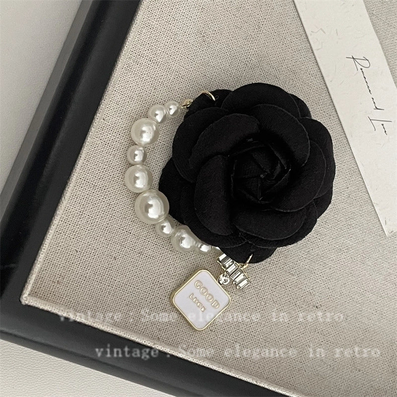 Elegant Pin Flower Imitation Pearl Plating Women’s Brooches