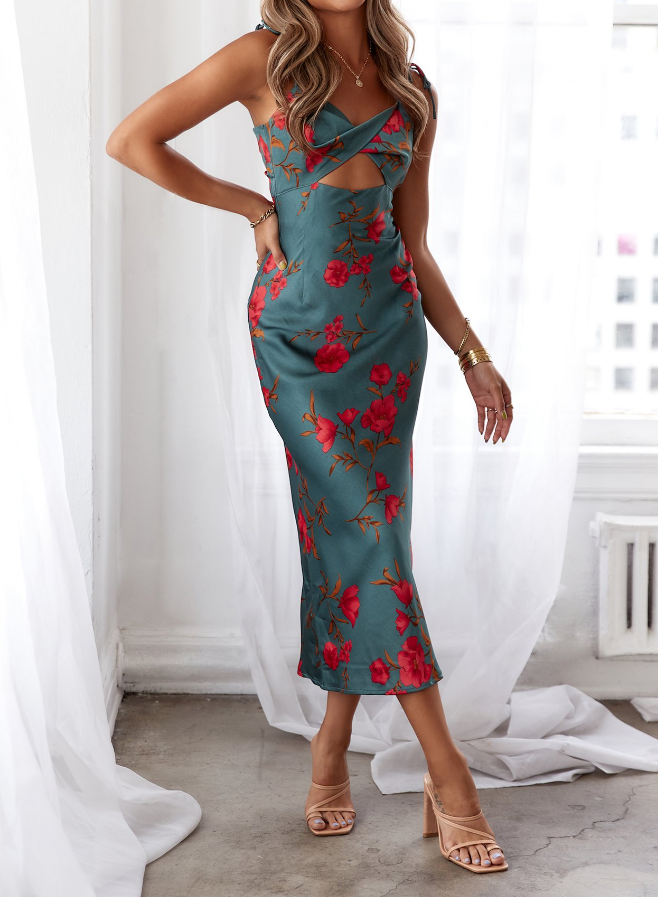 Women's Dresses Floral Cutout Backless Cami Midi Dress