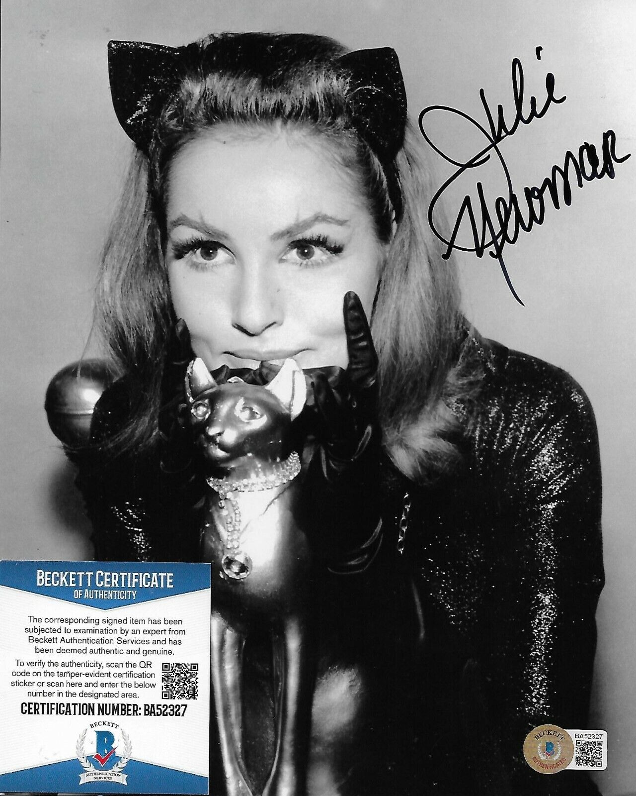 Julie Newmar Batman Original Autographed 8X10 Photo Poster painting w/Beckett COA #3