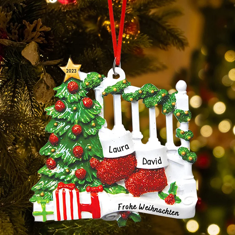 Holz Weihnachtsornament-Personalisiertes 2 Namen Text Weihnachtsbaum Ornament Anhänger mit 2 Strümpfen