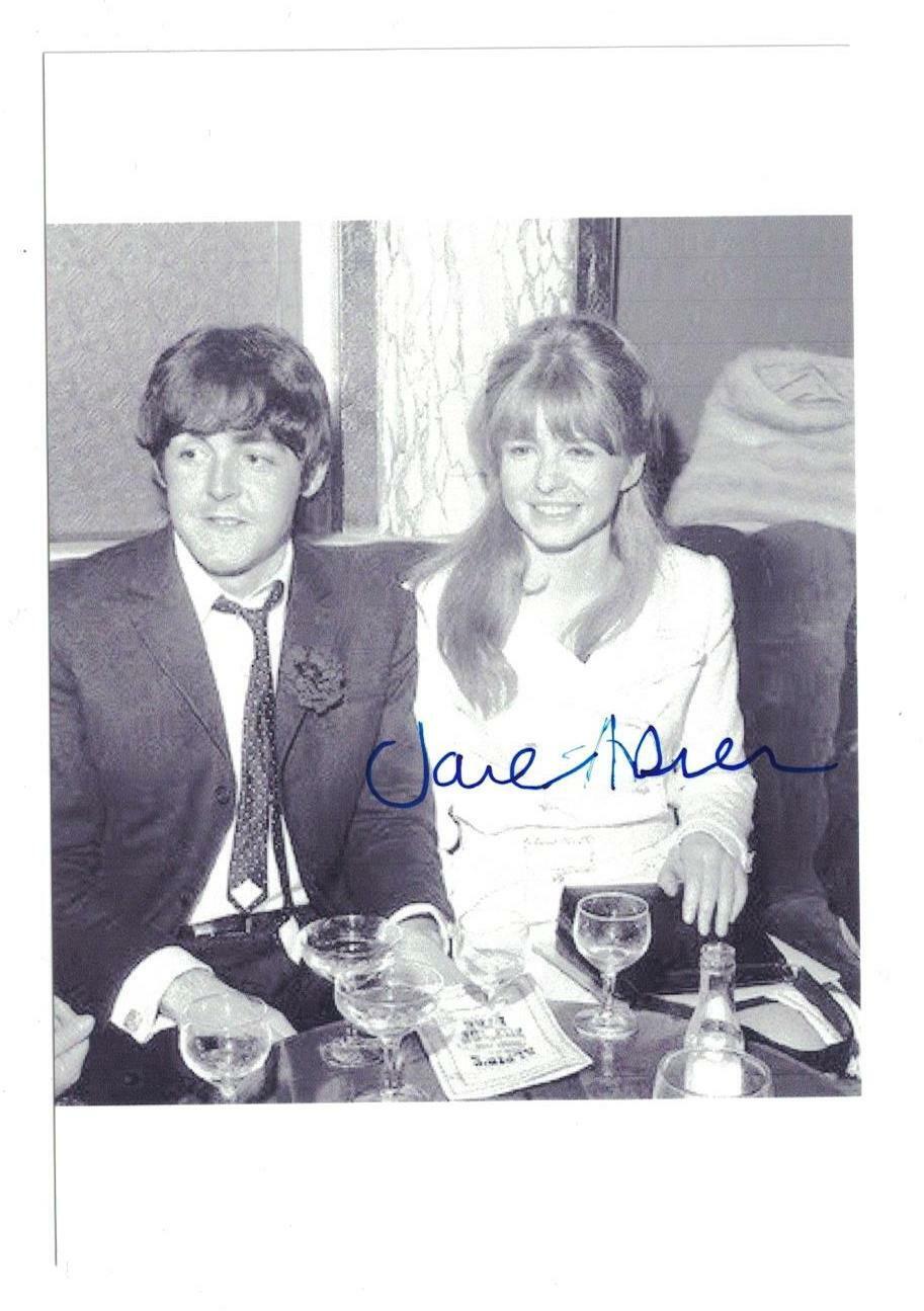 Jane Asher Signed Autographed 4 x 6 Photo Poster painting Actress C